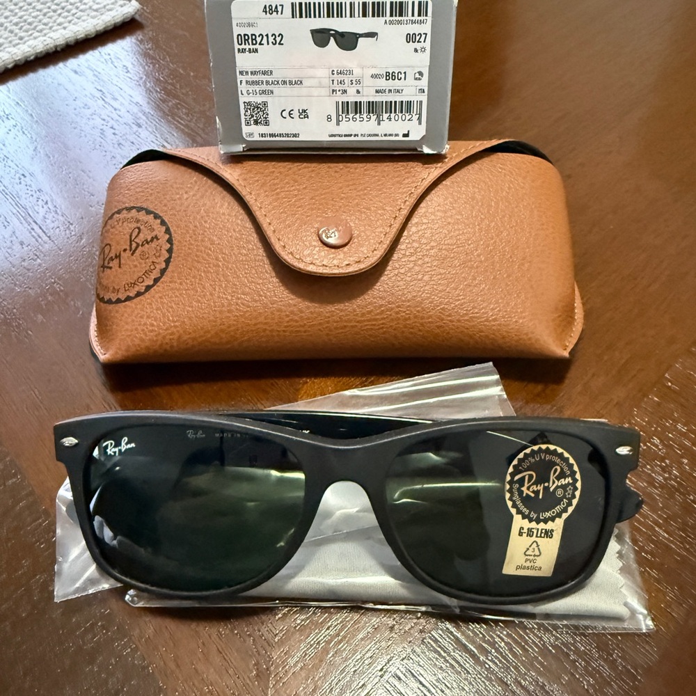 Ray-Ban Black Sunglasses